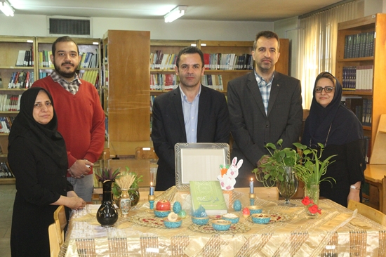 دکتر علیزاده رئیس دانشکده علوم پیراپزشکی از واحدهای مستقر در ساختمان شماره ۳ این دانشکده بازدید کرد.